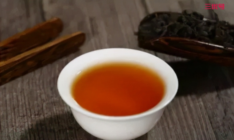 秋季适合喝什么茶？不是红茶，也不是绿茶，你喝对了吗？