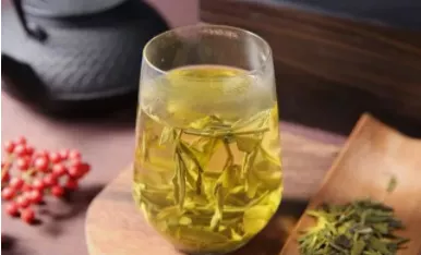 秋季适合喝什么茶？不是红茶，也不是绿茶，你喝对了吗？