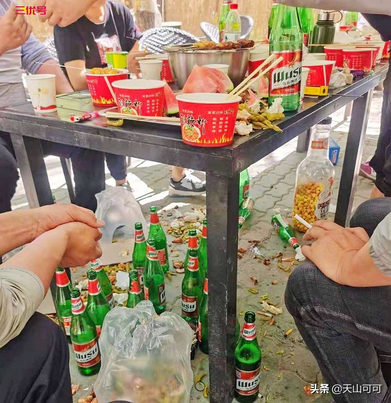 同样是啤酒，为什么乌苏啤酒能成网红，而爱喝它的却是新疆人？