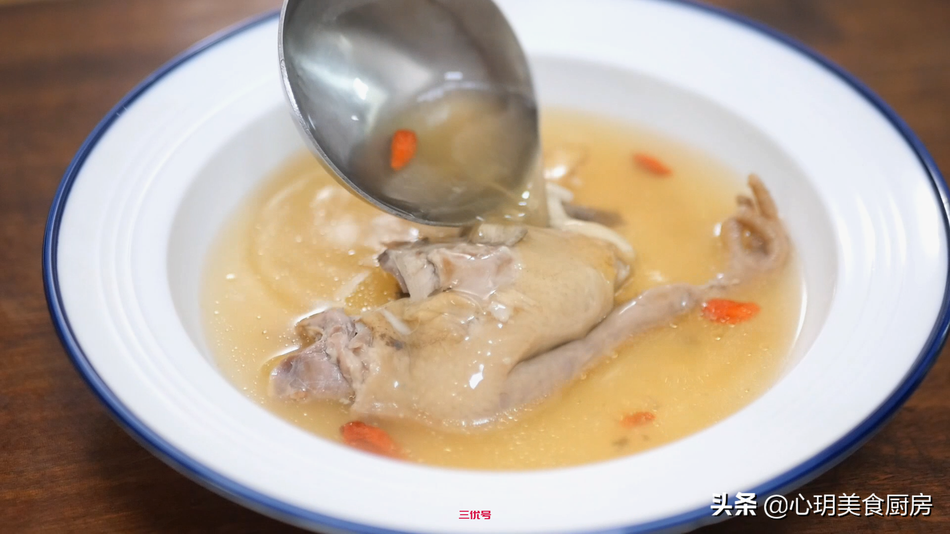 松茸鸽子汤怎么做_松茸鸽子汤的做法_豆果美食